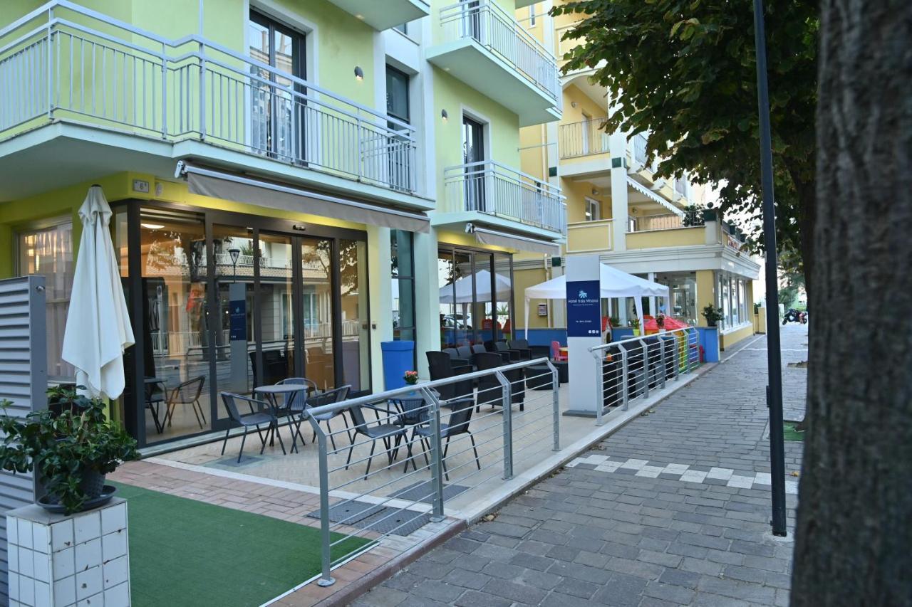 Hotel Italy Misano Adriatico Εξωτερικό φωτογραφία