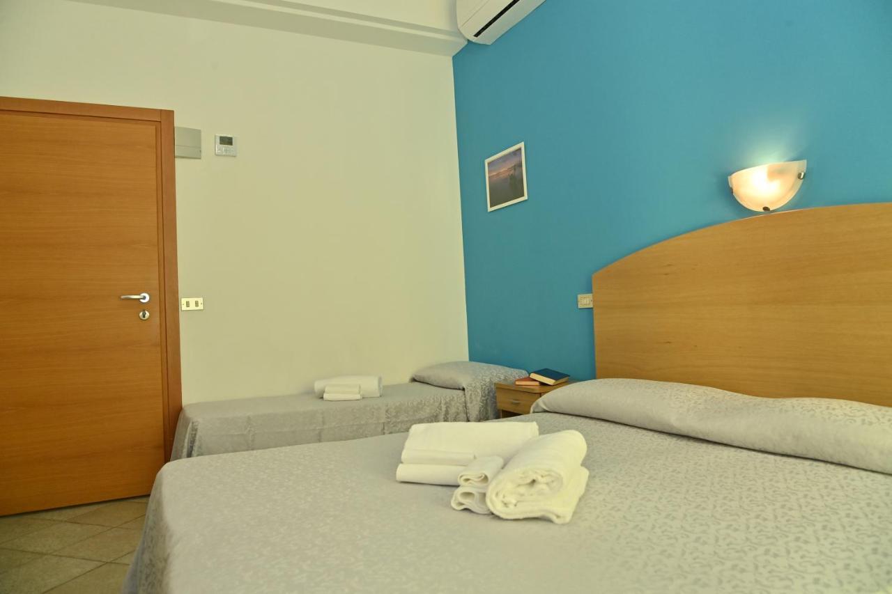 Hotel Italy Misano Adriatico Εξωτερικό φωτογραφία