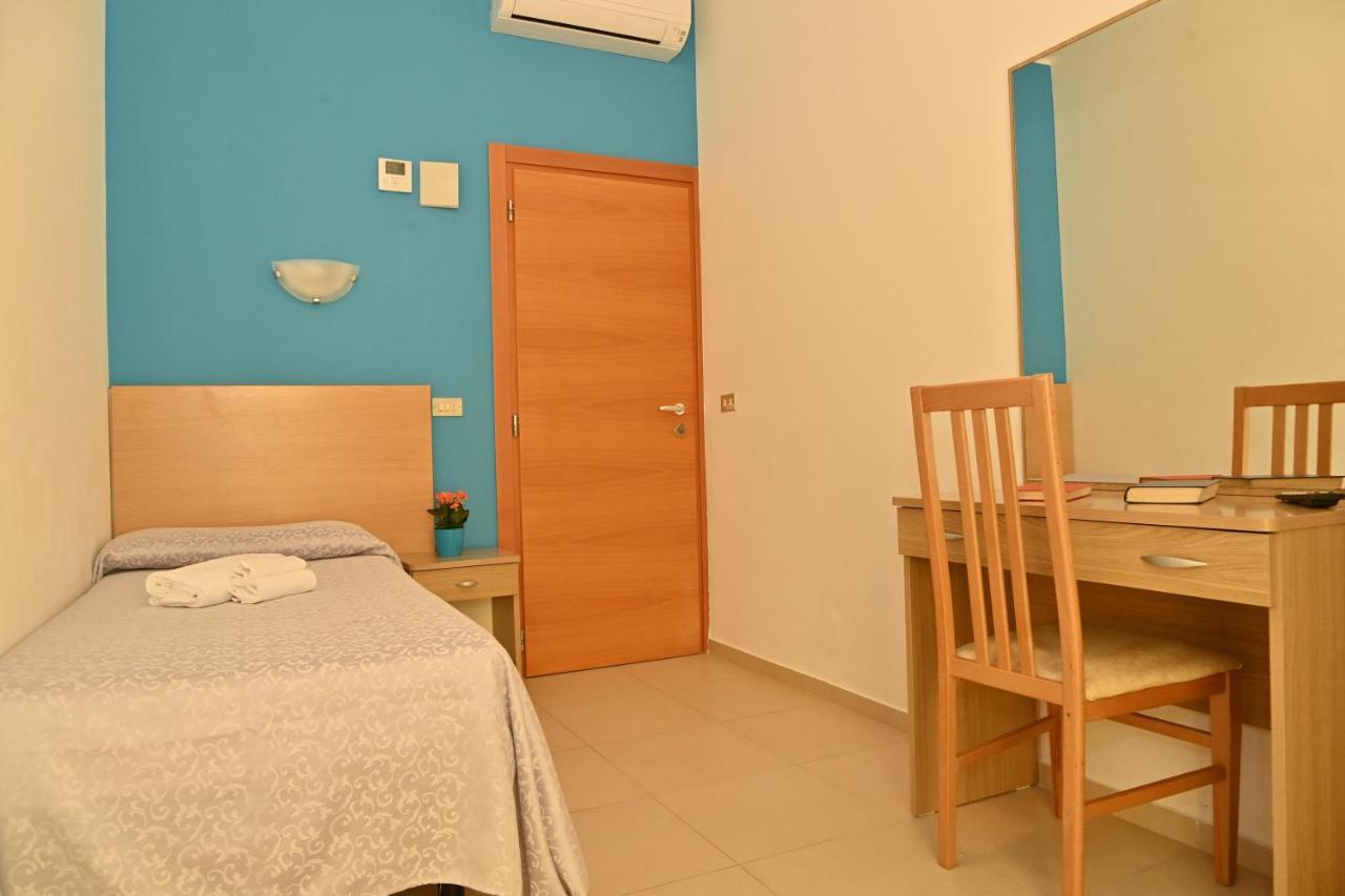Hotel Italy Misano Adriatico Εξωτερικό φωτογραφία
