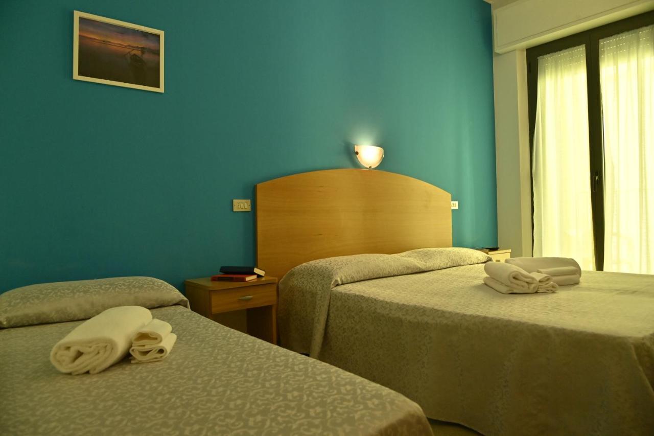 Hotel Italy Misano Adriatico Εξωτερικό φωτογραφία