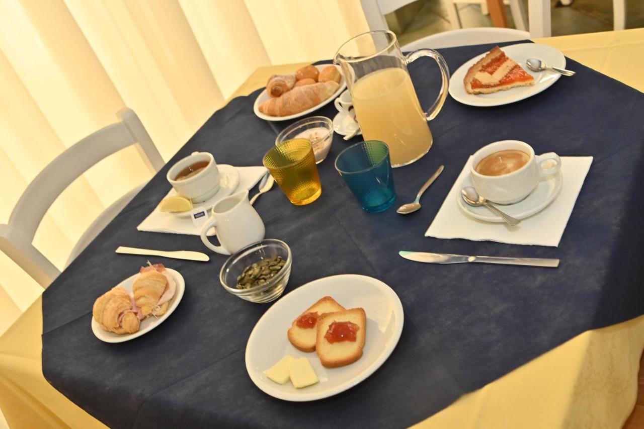 Hotel Italy Misano Adriatico Εξωτερικό φωτογραφία